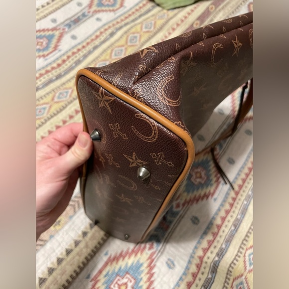 Montana West Tote - Picture 4 of 5